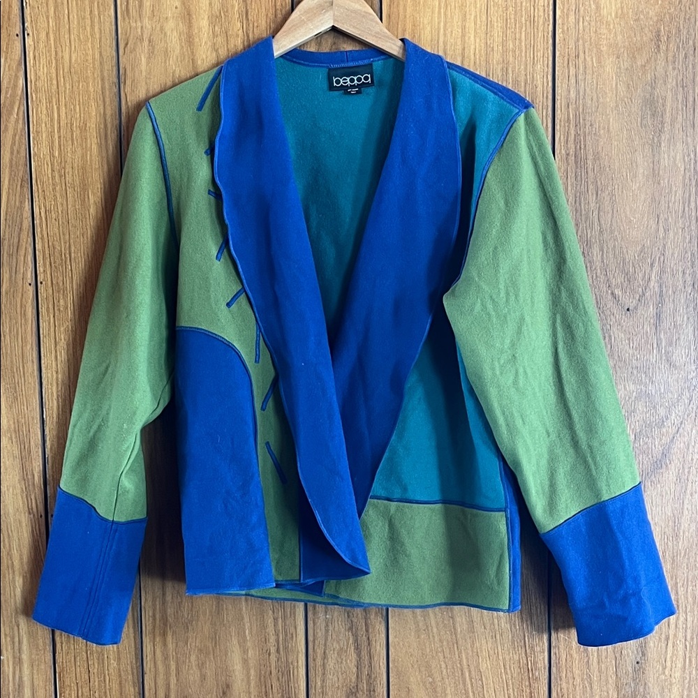 Beppa 100% Pure Wool Colorblock Art Jacket – Women’s Small